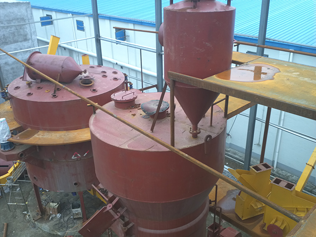 大豆油浸出車(chē)間安裝現(xiàn)場(chǎng)